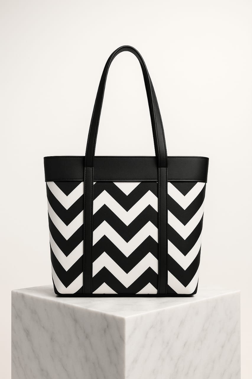 SIGNATURE TOTE BAG - BLACK - carryo.pk